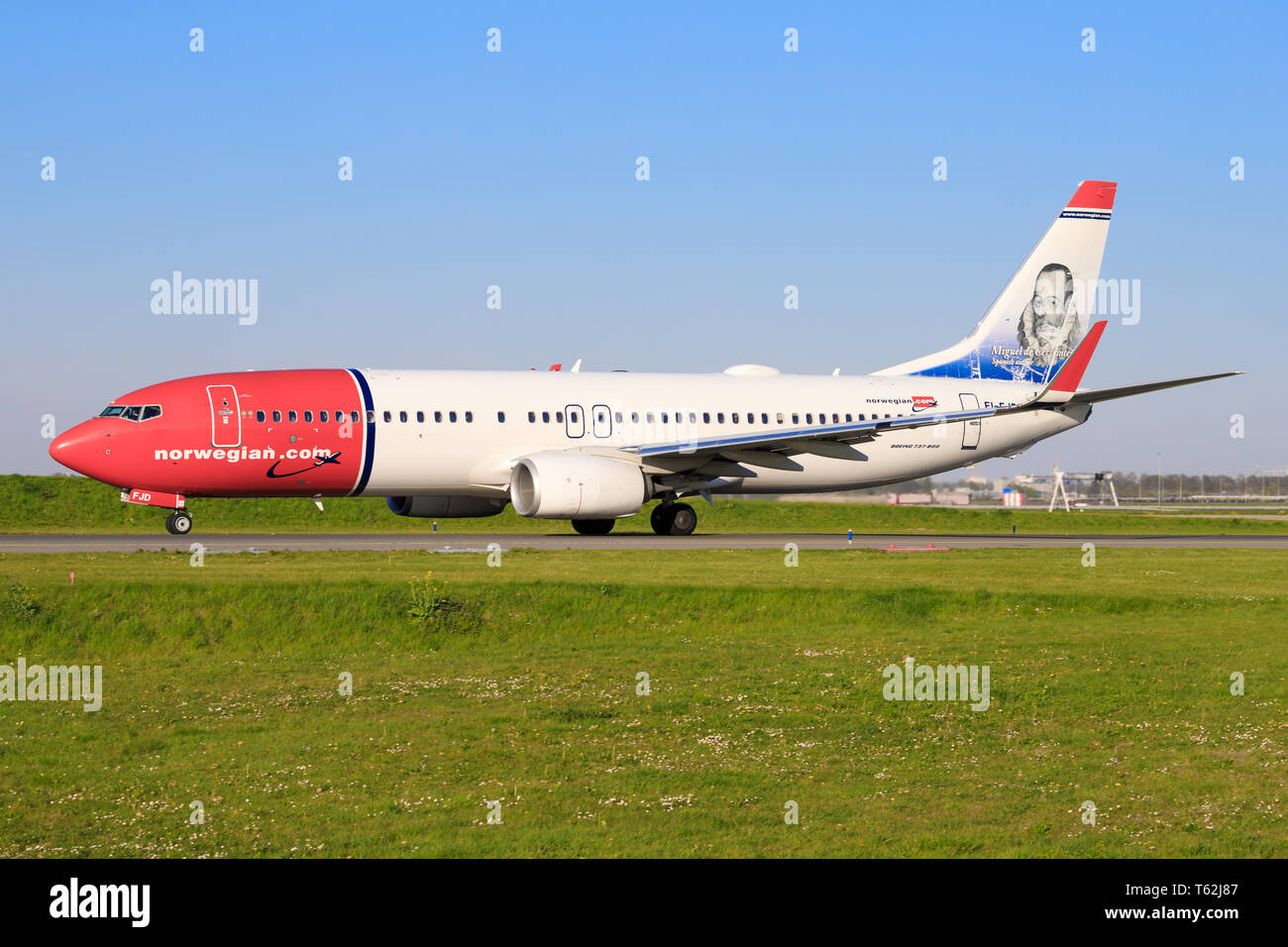 Amsterdam/Antillas Mai 01, 2019: Boeing 737 del noruego en el aeropuerto de Ámsterdam Foto de stock