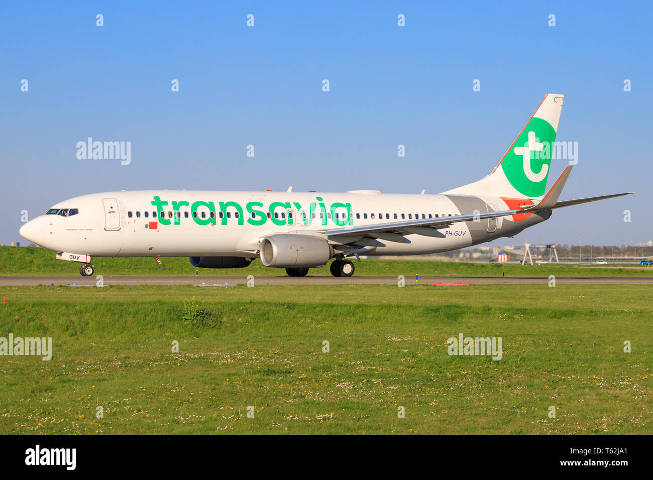 Amsterdam/Antillas Mai 01, 2019: Boeing 737 de Transavia en el aeropuerto de Ámsterdam Foto de stock