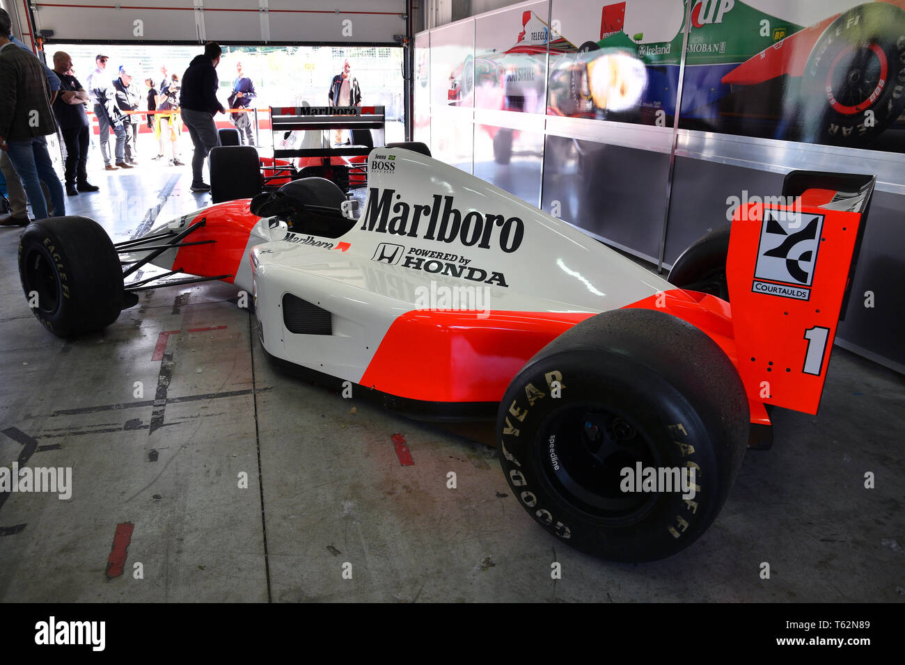 Imola, el 27 de abril de 2019: el histórico 1992 F1 McLaren MP4-7 ex Ayrton
