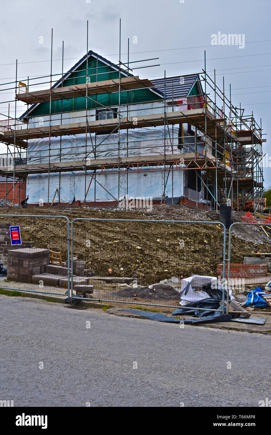 Edificio nuevo sitio en las afueras de Bridgend.conocida como Glen