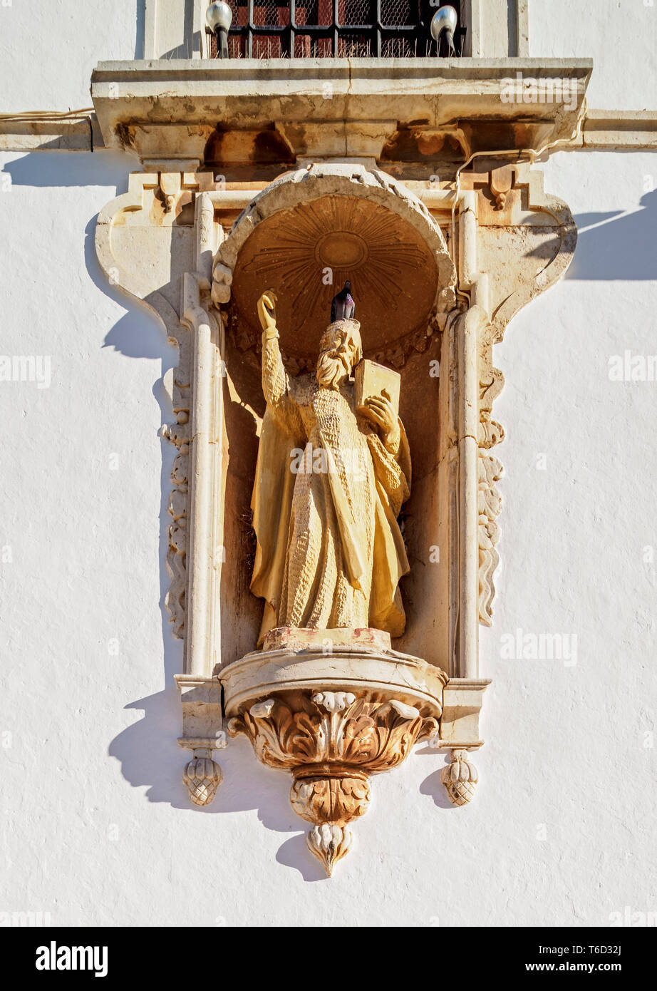La iglesia del Carmo, vista detallada, Largo do Carmo, Faro, Algarve, Portugal Foto de stock