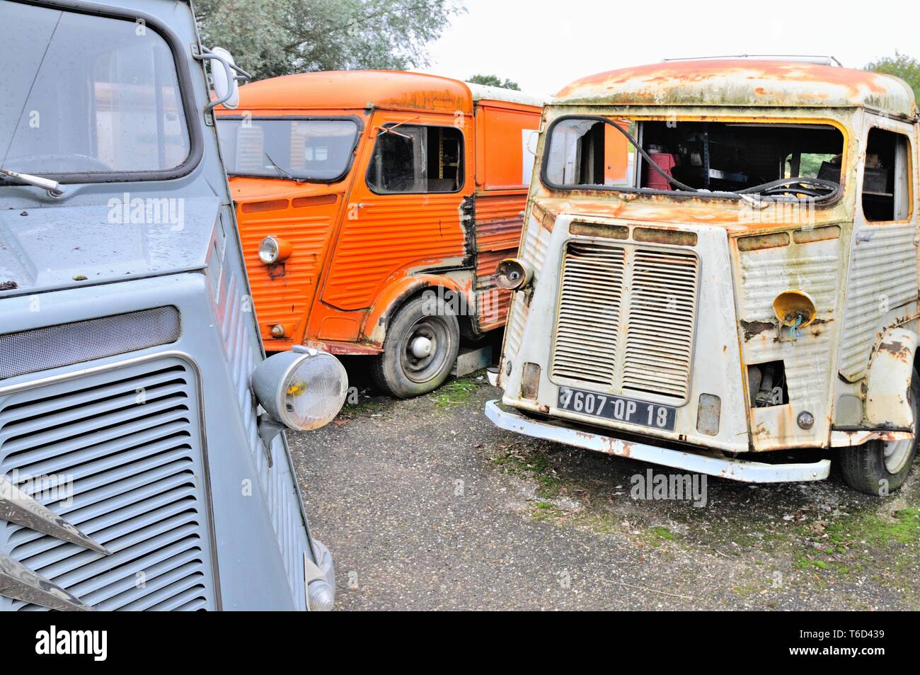 La locomoción viejo desguazado transporter Foto de stock
