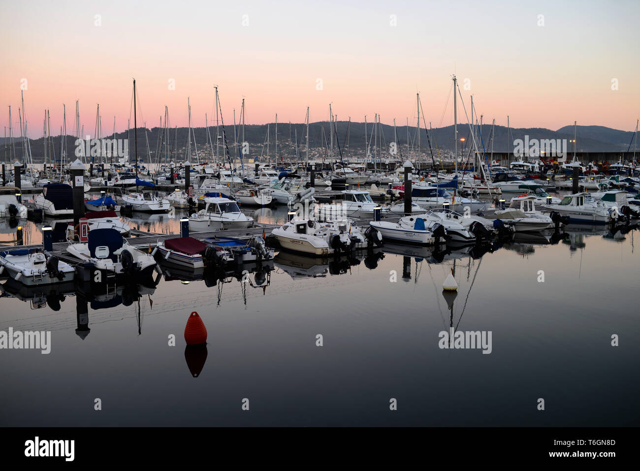 Puerto deportivo de Combarro, en la provincia de Pontevedra, Galicia,  España Fotografía de stock - Alamy