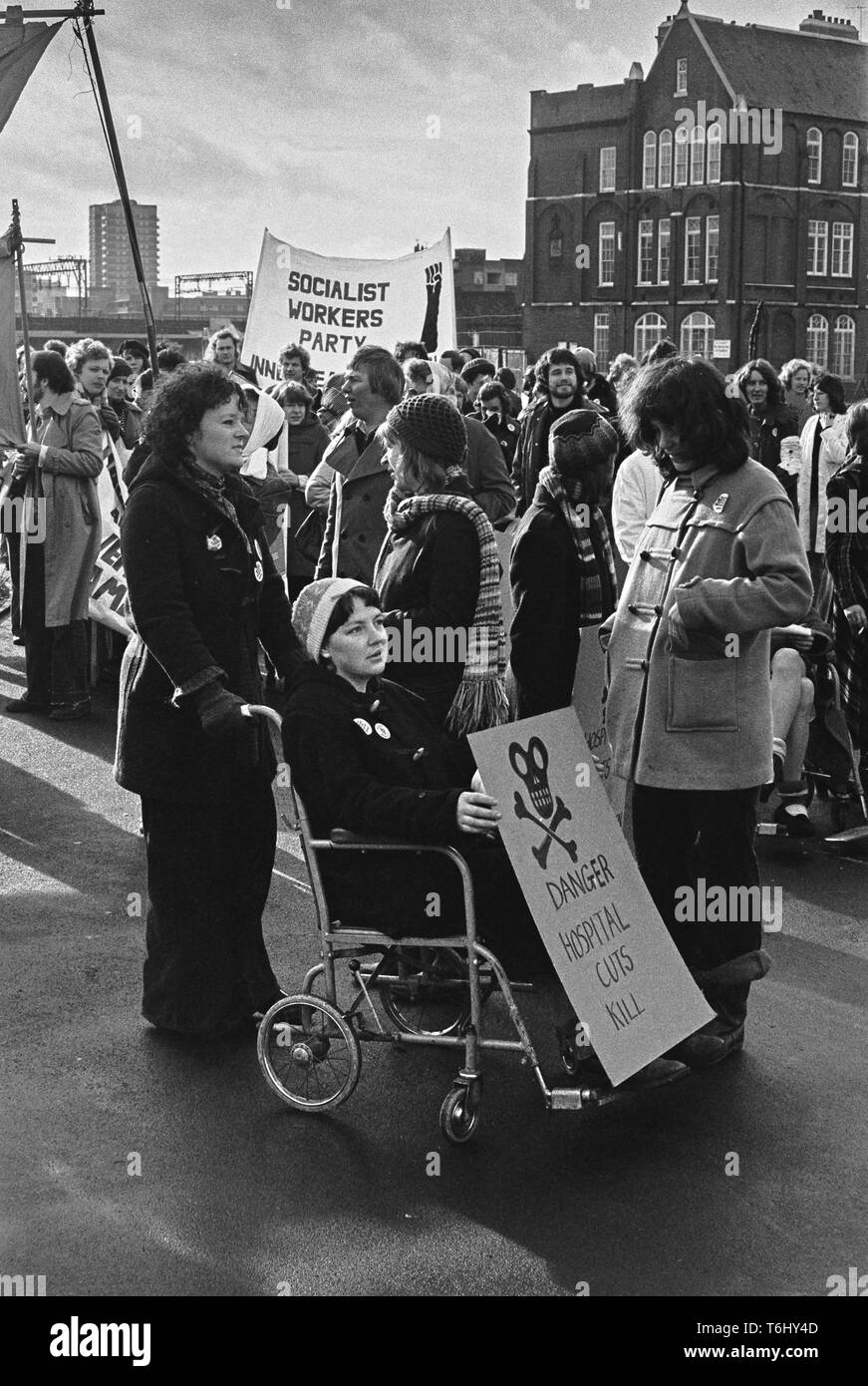 33/5 Tower Hamlets campaña para salvar Bethnal Green Hospital 1978 Foto de stock