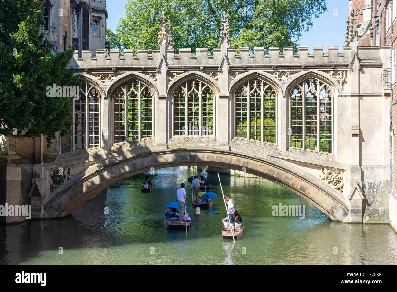 Puente de los Suspiros, St John's College, Cambridge, Cambridgeshire, Inglaterra, Reino Unido Foto de stock