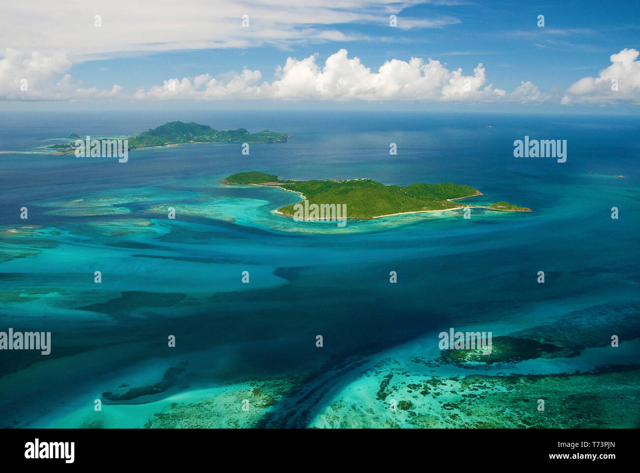 Vista aérea de Tobago Cays, Saint Viincent y las Granadinas, el Caribe Foto de stock