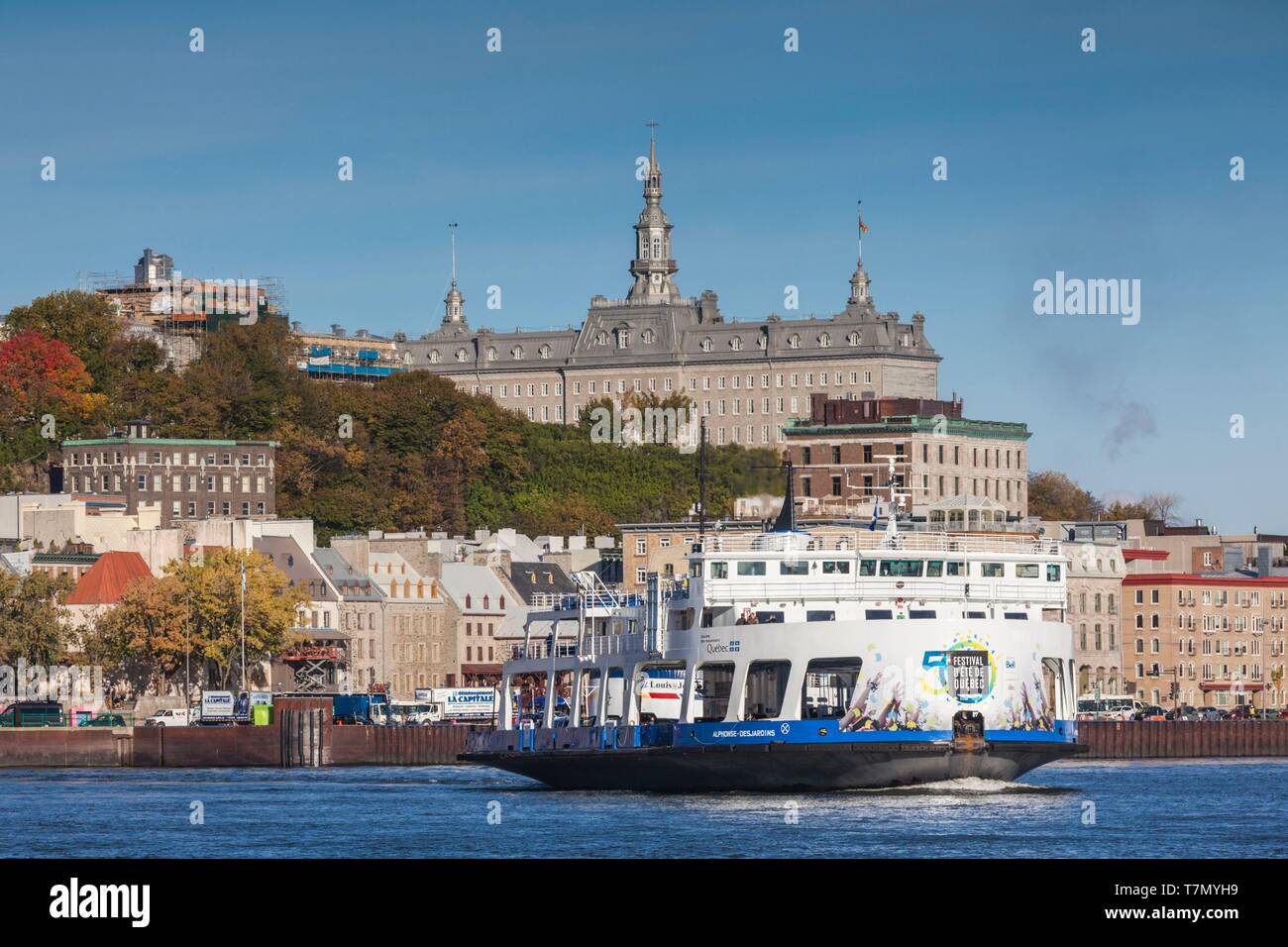mini Dólar Estados Unidos Canadá, Quebec, la ciudad de Quebec, Levis barco sobre el río San Lorenzo Fotografía de stock - Alamy mini Dólar Estados Unidos Canadá, Quebec, la ciudad de Quebec, Levis barco sobre el río San Lorenzo Fotografía de stock - Alamy