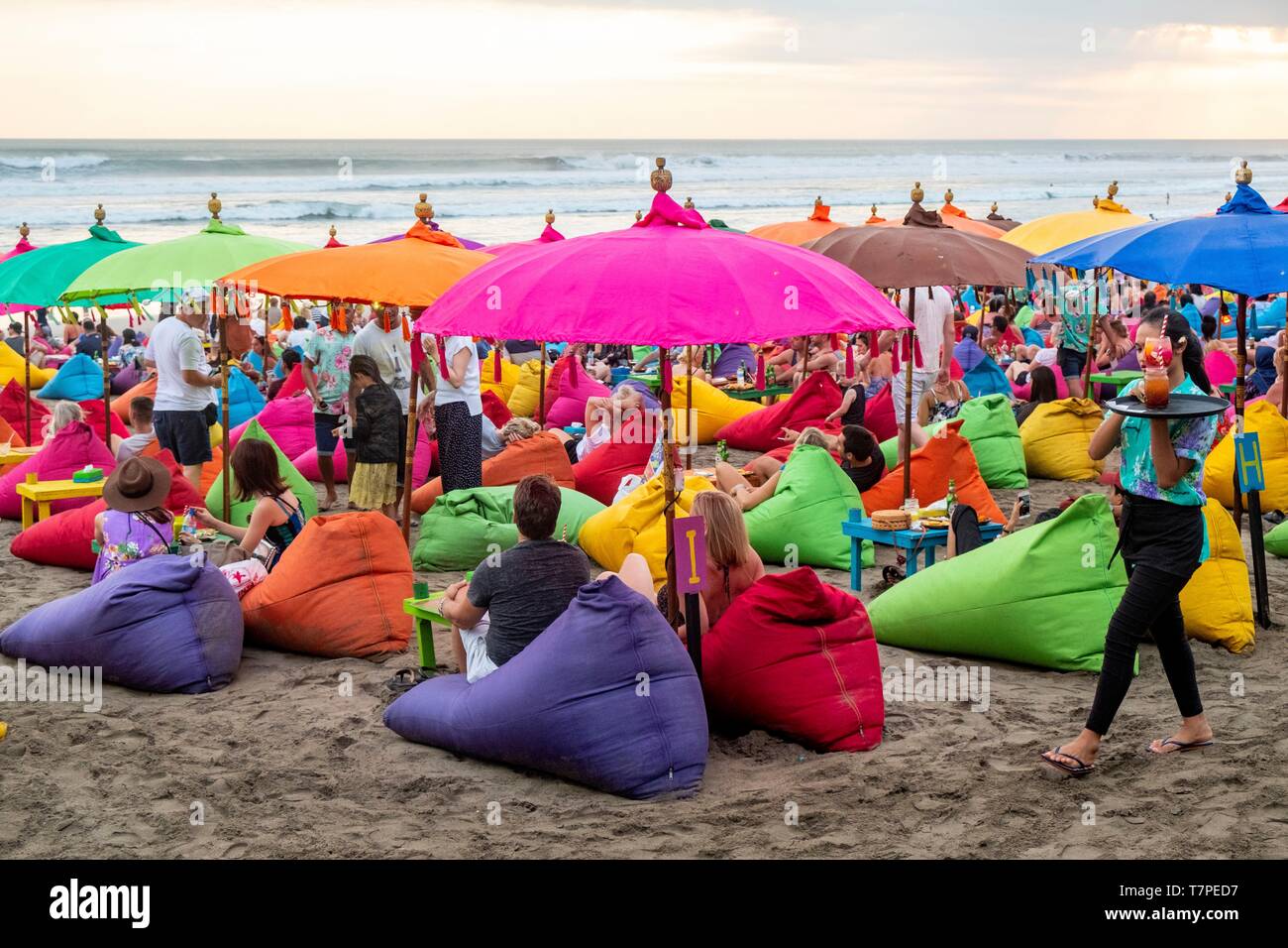 Download Colores al sur de playa Desktop Wallpaper