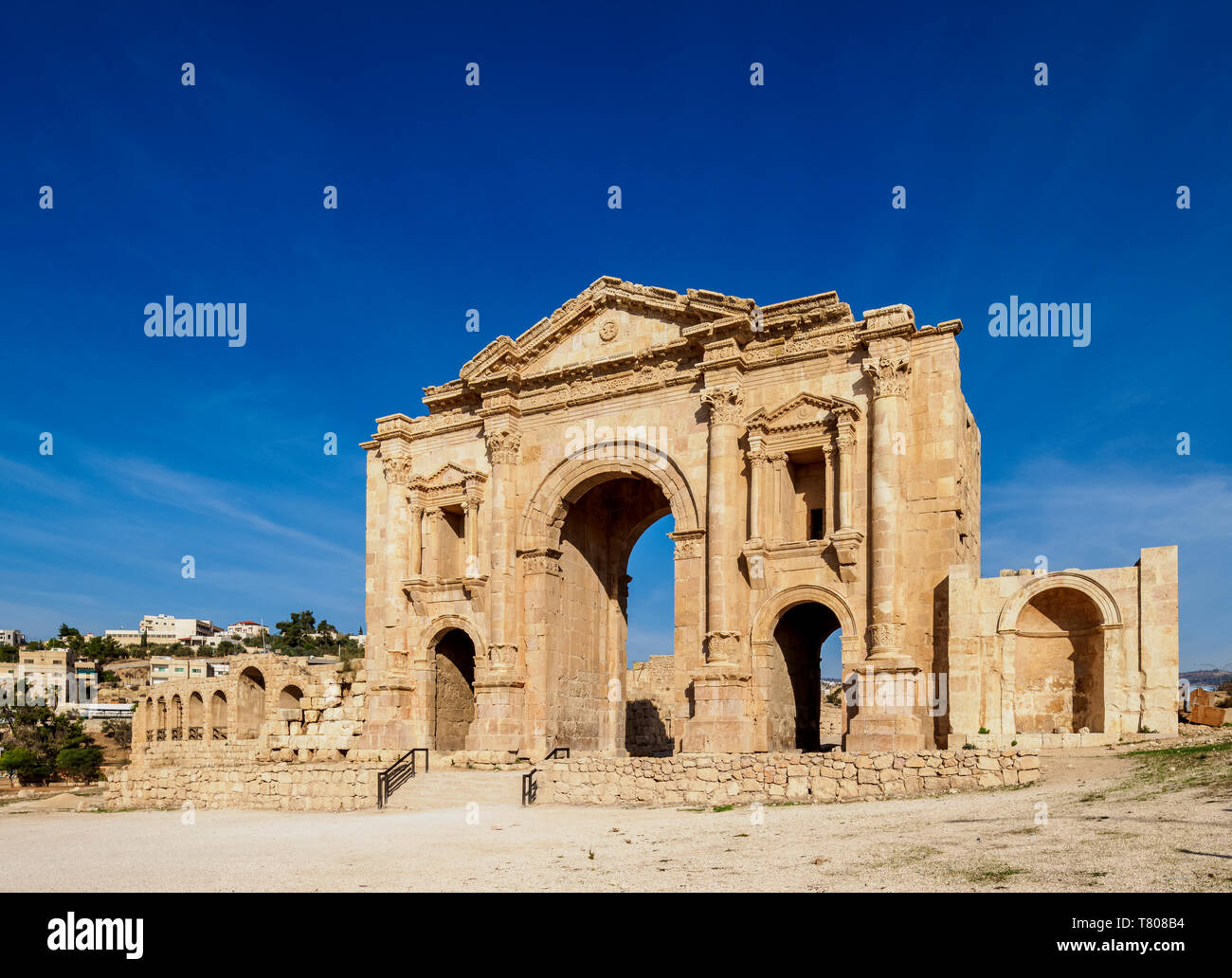 El Arco de Adriano, Jerash, Gobernación de Jerash, Jordania, Oriente Medio Foto de stock