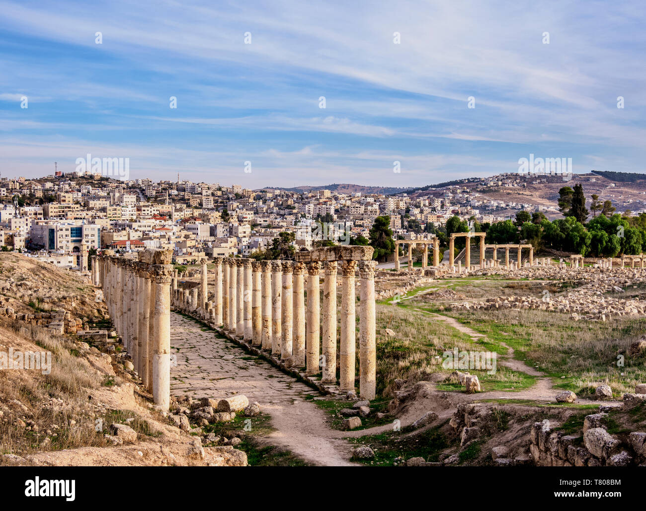 Sur Decumanus, Jerash, Gobernación de Jerash, Jordania, Oriente Medio Foto de stock