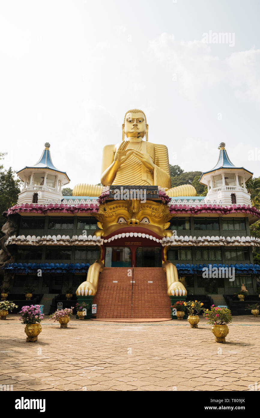 Templo de Oro, Provincia Central, Sri Lanka, Asia Foto de stock