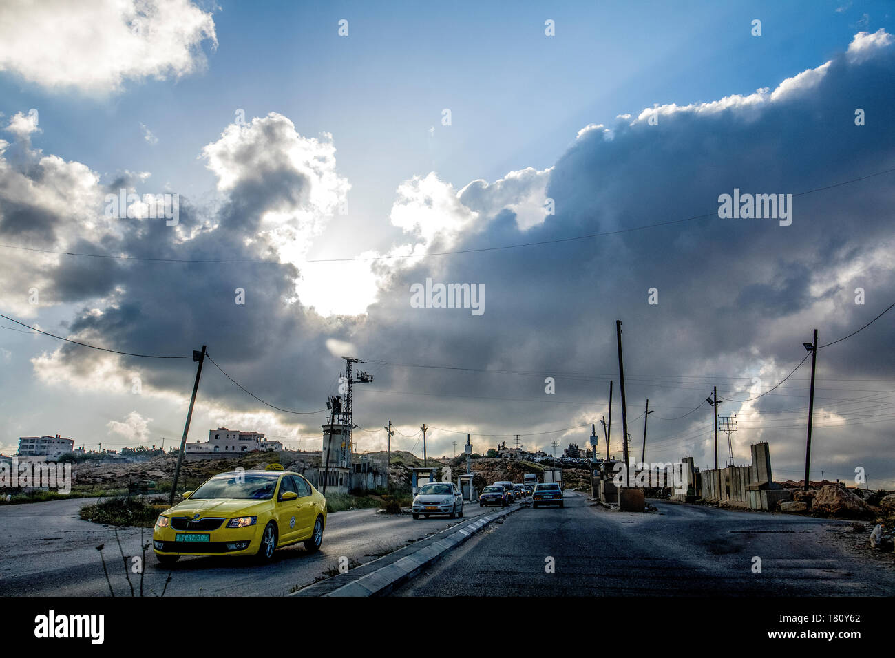 Carretera en la Ribera Occidental, Palestina, Oriente Medio Foto de stock