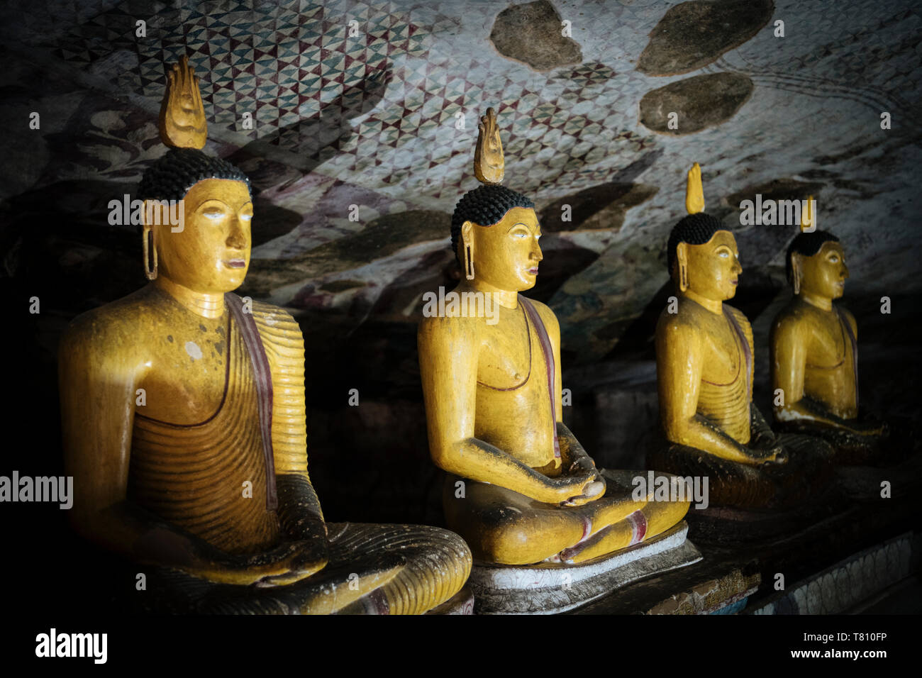 Dambulla Templo Cueva de roca, Sitio del Patrimonio Mundial de la UNESCO, Provincia Central, Sri Lanka, Asia Foto de stock
