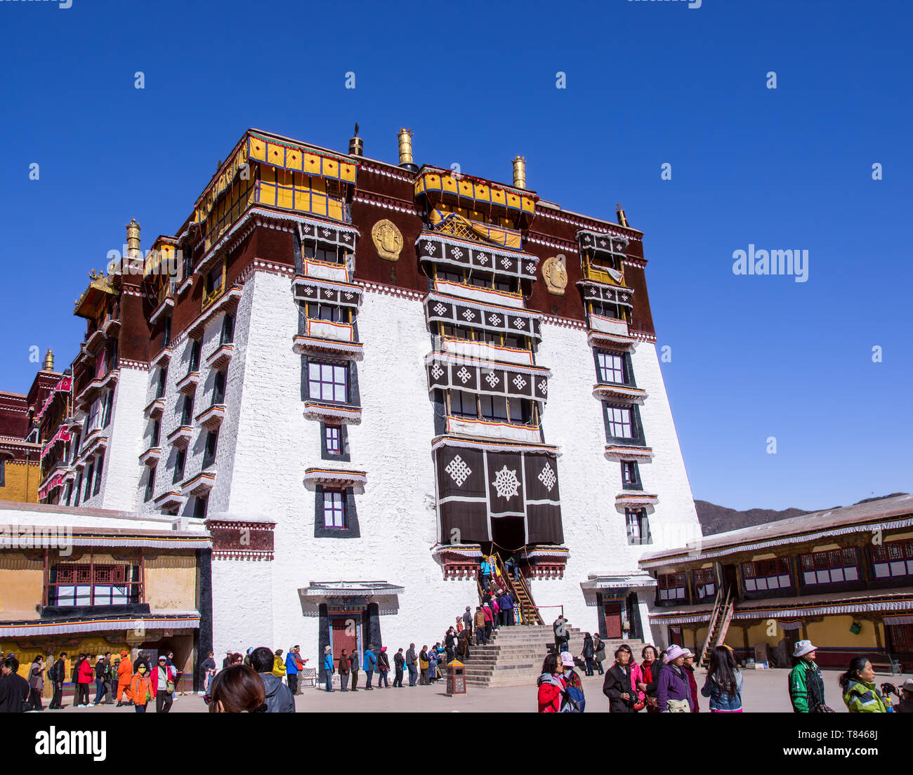 Entrada principal al palacio de Potala, Lhasa, Tíbet Foto de stock