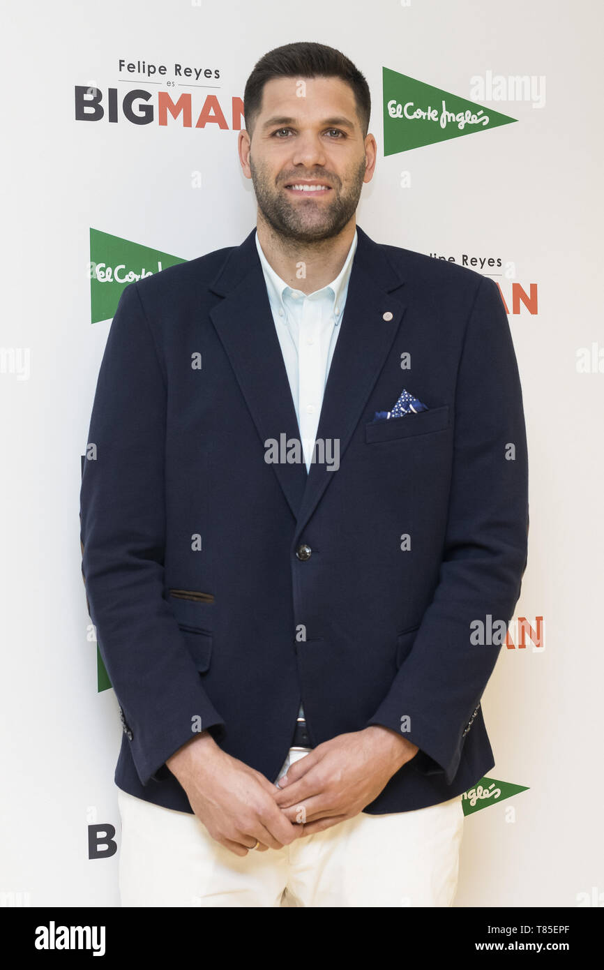 Felipe Reyes de Baloncesto Real Madrid presenta 'Gran Hombre' super size  campaña en El Corte Ingles con: Felipe Reyes donde: Madrid, España cuando:  El 09 de abril de 2019 Créditos: Oscar Gonzalez/WENN.com