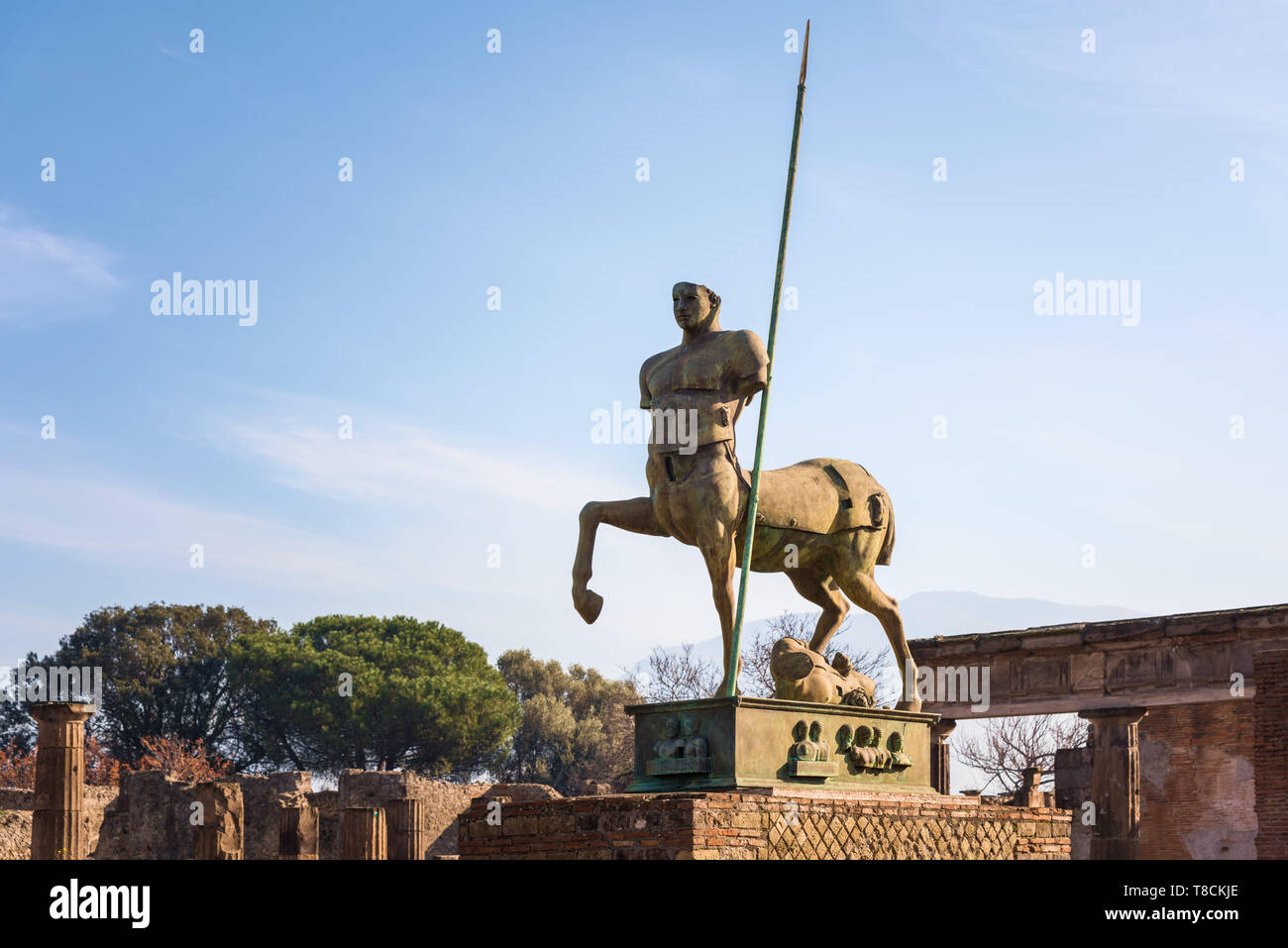 Centauro estatua, Foro de Pompeya, Italia Foto de stock