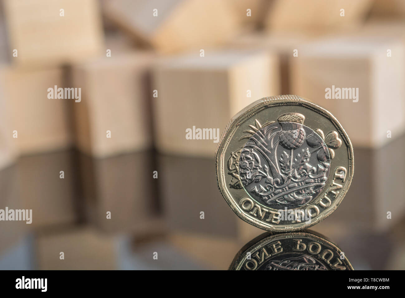 Precio de la libra cae fotografías e imágenes de alta resolución - Alamy