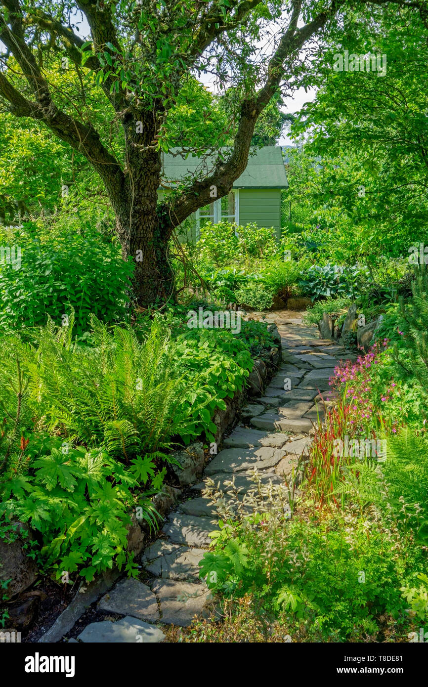 El jardín en Broughton House en Kirkcudbright, Dumfries y Galloway