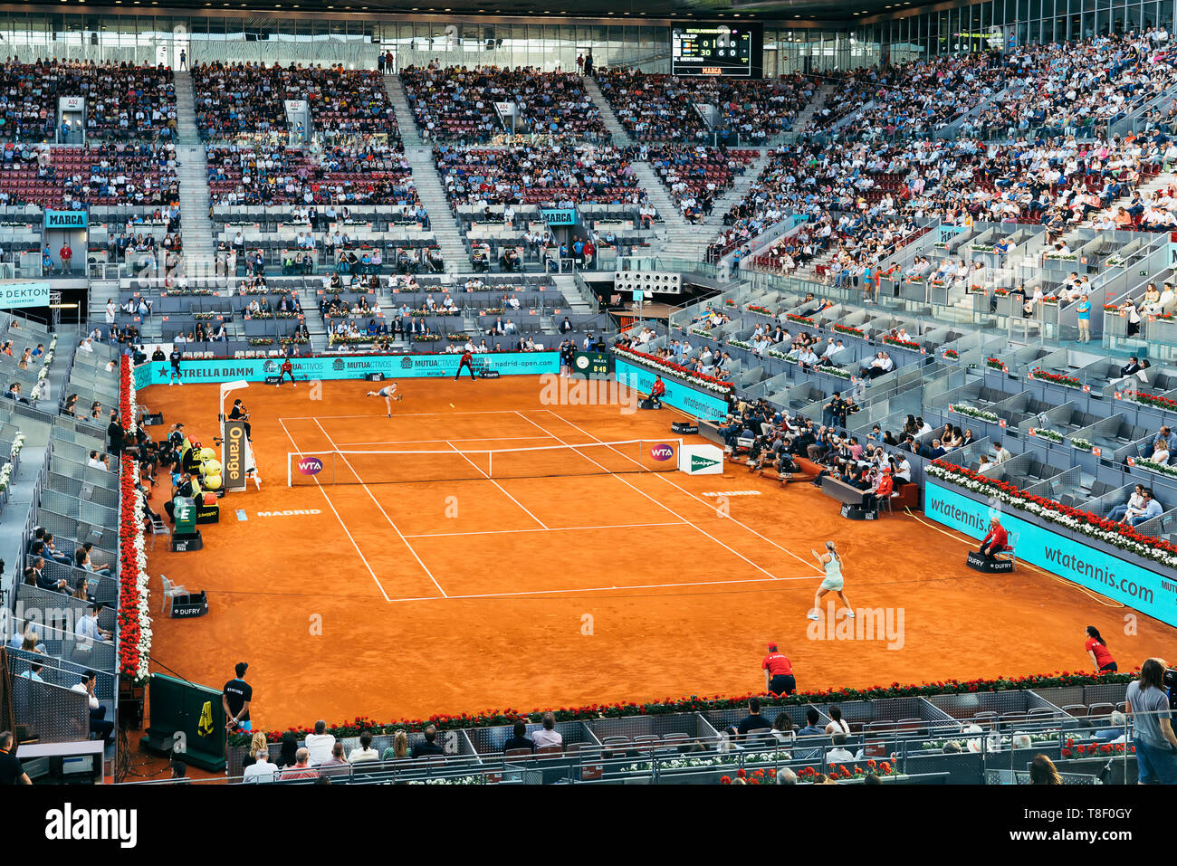 Madrid, España; 11 de mayo de 2019: El centro de tenis Caja Mágica durante  el 2019 Mutua Madrid Open WTA Premier obligatorio, torneo de tenis de la  final femenina Bert Fotografía de stock - Alamy