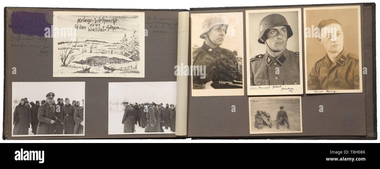 Profusamente ilustrada photo album 3 "Totenkopf SS-Panzer-Division' - Bolsa de Demyansk un total de alrededor de 370 fotos. Las fotos están pegadas en un álbum conmemorativo para servir en los "LSSAH', las runas y la inscripción en la tapa quitada o retocado. Muy buenas fotos predominantemente de el teatro ruso de la guerra. Muchas escenas de batalla durante el invierno, uniformes de camuflaje, 'Bergmann'-MP y armas incautadas, 'Kriegsberichter-SS' brazalete, luchando contra los partidarios. Muchos altos funcionarios como Reichsführer H. Himmler y Theodor Eicke, posiciones, aeronaves y se incautó de la guerra, sólo Editorial-Use mate Foto de stock