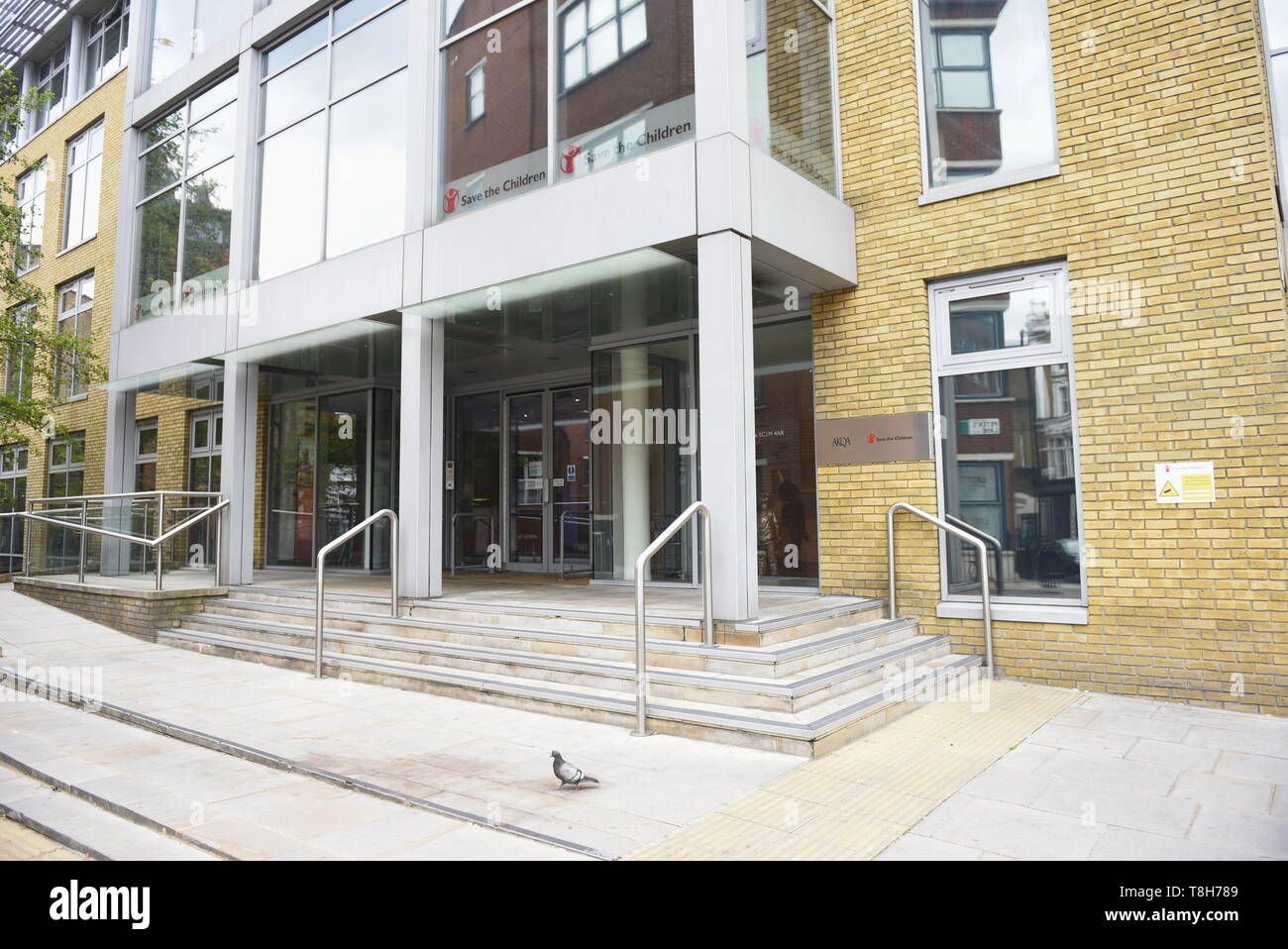 Save the Children UK, 1 St John's Ln, Farringdon, London EC1M 4AR. Save the Children fue fundada en Londres en 1919 por Eglantyne Jebb y su hermana, D Foto de stock