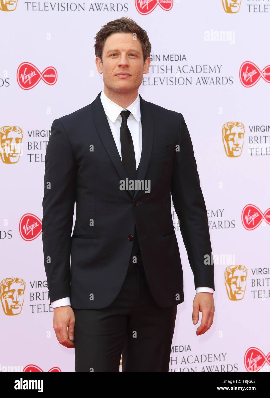 James Norton vistos en la alfombra roja durante el Virgin Media Television premios BAFTA 2019 en el Royal Festival Hal en Londres. Foto de stock