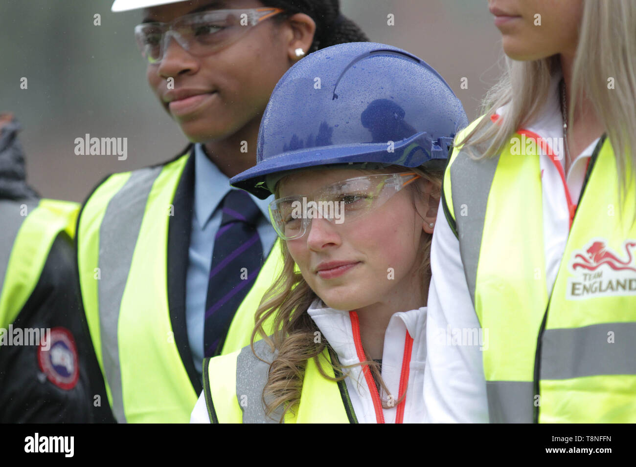 Katrina Hart durante el ceremonial pionero de los juegos de la Commonwealth en 2022, en la Aldea de Atletas Perry Barr, Birmingham Foto de stock