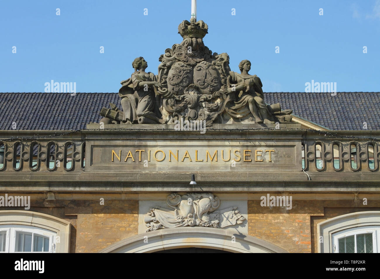 Copenhague, Dinamarca - 09 Jun, 2012: Fachada del museo nacional Foto de stock