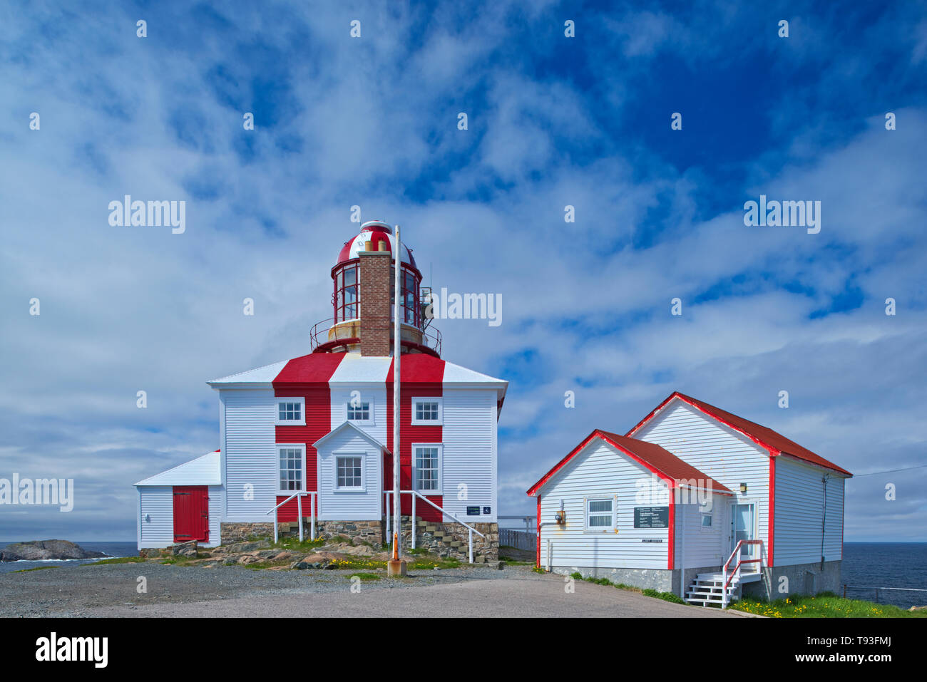 Faro en la península de Bonavista. Océano Atlántico. Cabo Bonavista Terranova y Labrador, Canadá Foto de stock