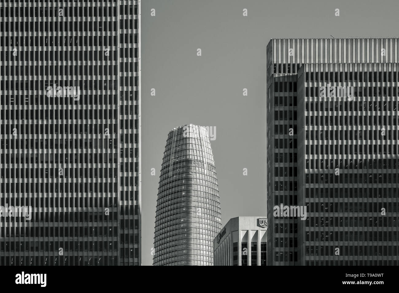 24-04-2019. Estados Unidos de América. Torre de Salesforce entre otros rascacielos en San Francisco, California. Foto de stock