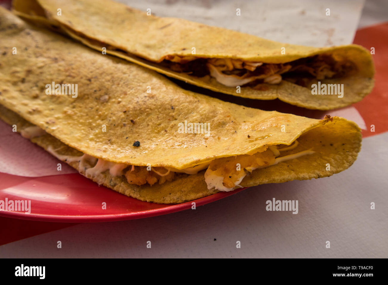 Quesadillas tradicionales en el mercado de la Ciudad de México