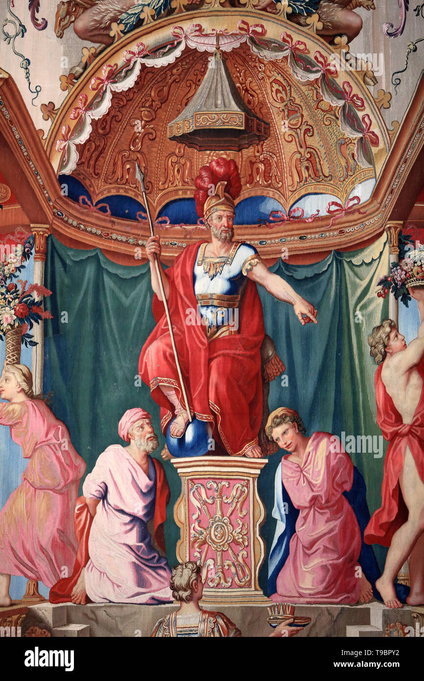 Detalle de la tapisserie : 'Triomphe des Dieux, Triunfo de Marte", de Noël Coypel. De 1628 à 1707. Chambre d'Anne d'Autriche. Château de Fontainebleau. Foto de stock