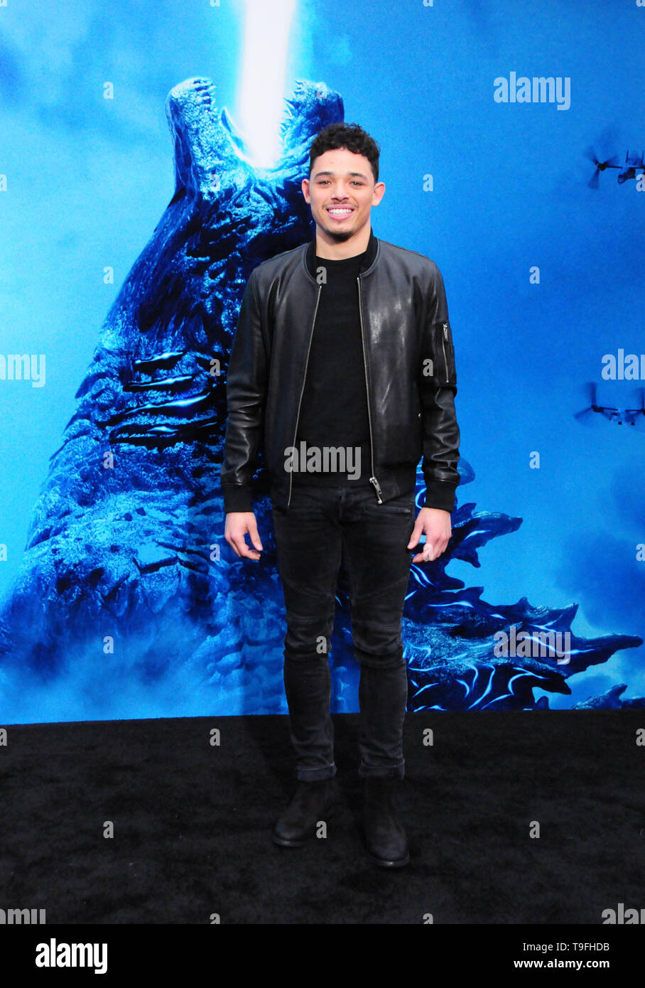 Los Angeles, EE.UU. el 18 de mayo de 2019 el actor Anthony Ramos atiende  Warner Bros Pictures y Legendary Pictures estreno mundial de 'Godzilla: Rey  de los monstruos" el 18 de mayo