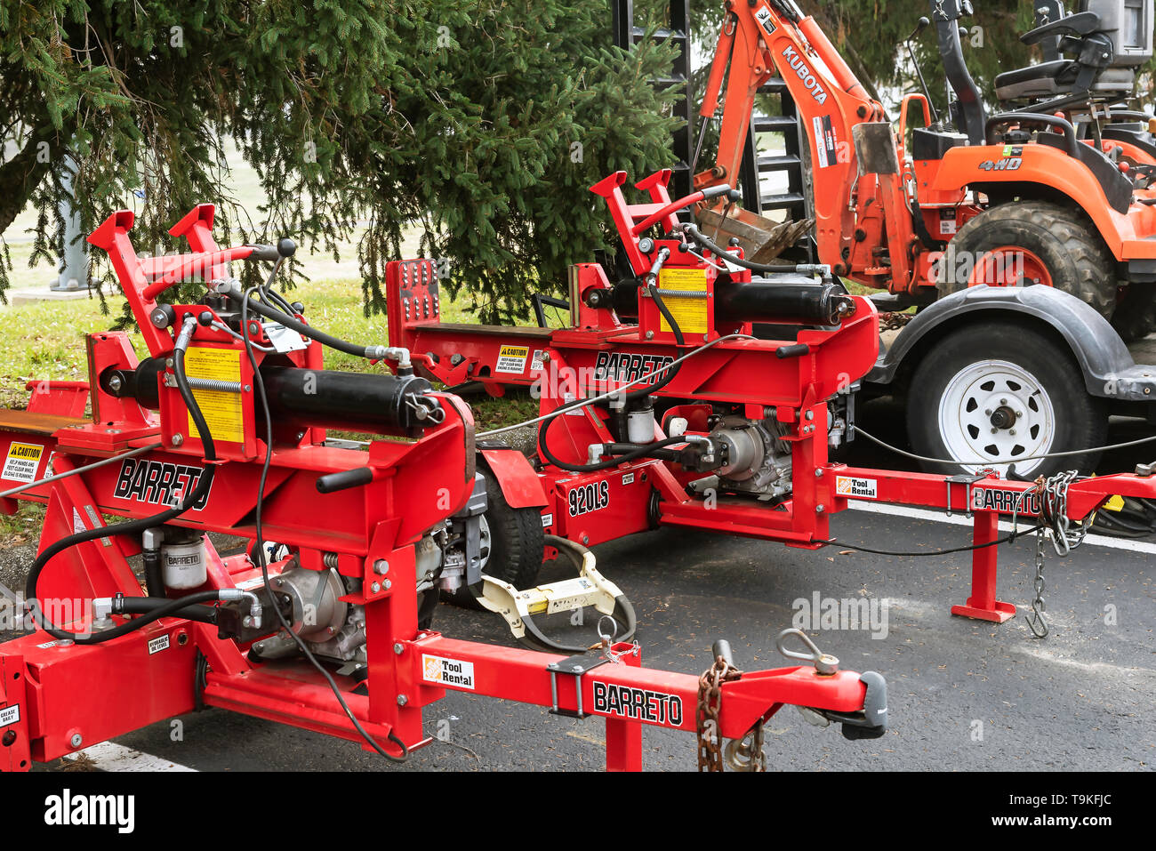 Alquiler de equipos de movimiento de tierras, Home Depot, Filadelfia, EE.UU  Fotografía de stock - Alamy