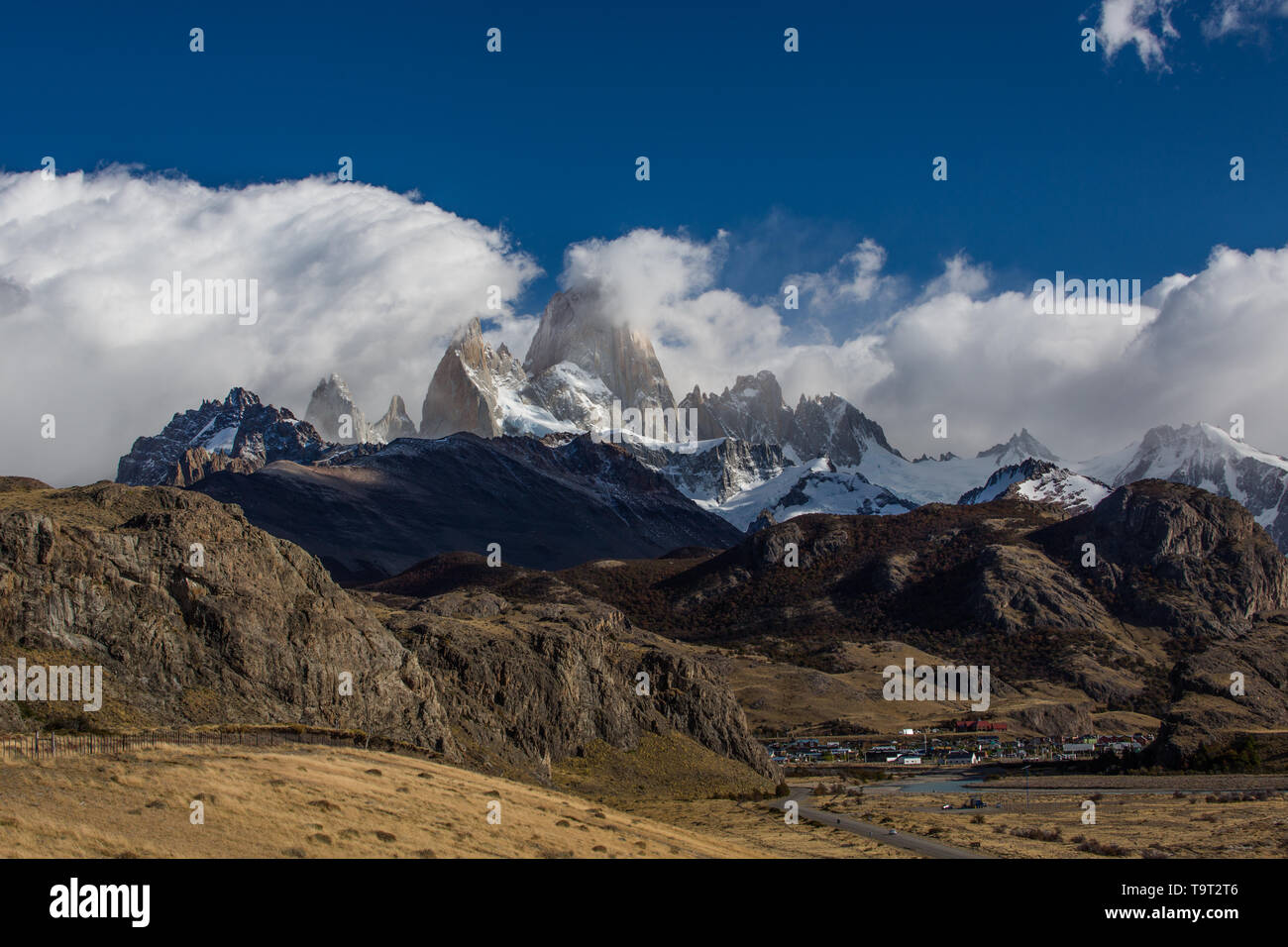 Monte Fitz Roy en el Parque Nacional Los Glaciares, cerca de El Chaltén, Argentina. Un sitio de Patrimonio Mundial de la UNESCO en la región de la Patagonia en América del Sur. Bec Foto de stock