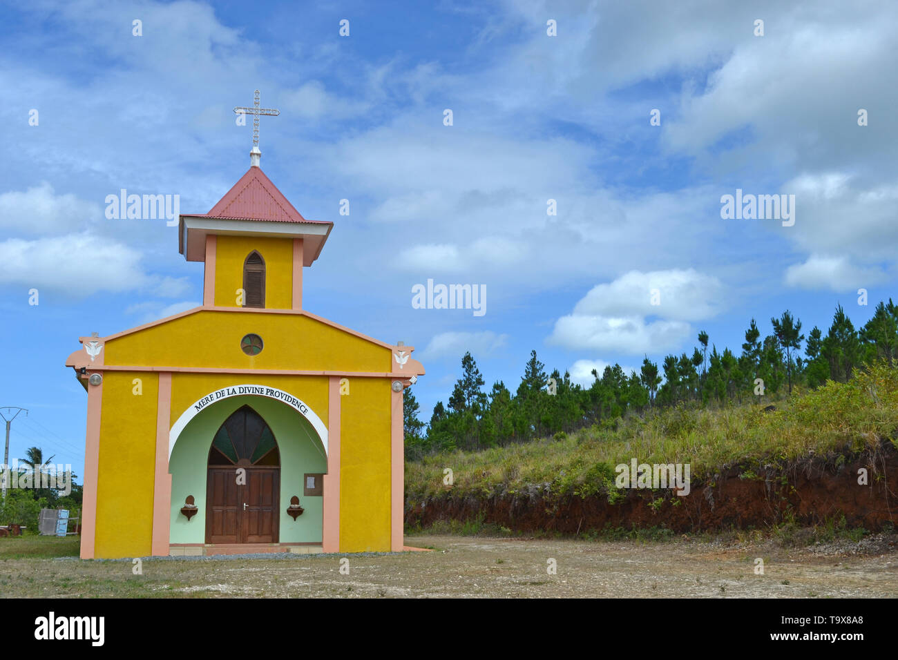 Iglesia de la Madre de la Divina Providencia, Vao, Isla de Los Pinos, Nueva Caledonia, Pacífico Sur Foto de stock
