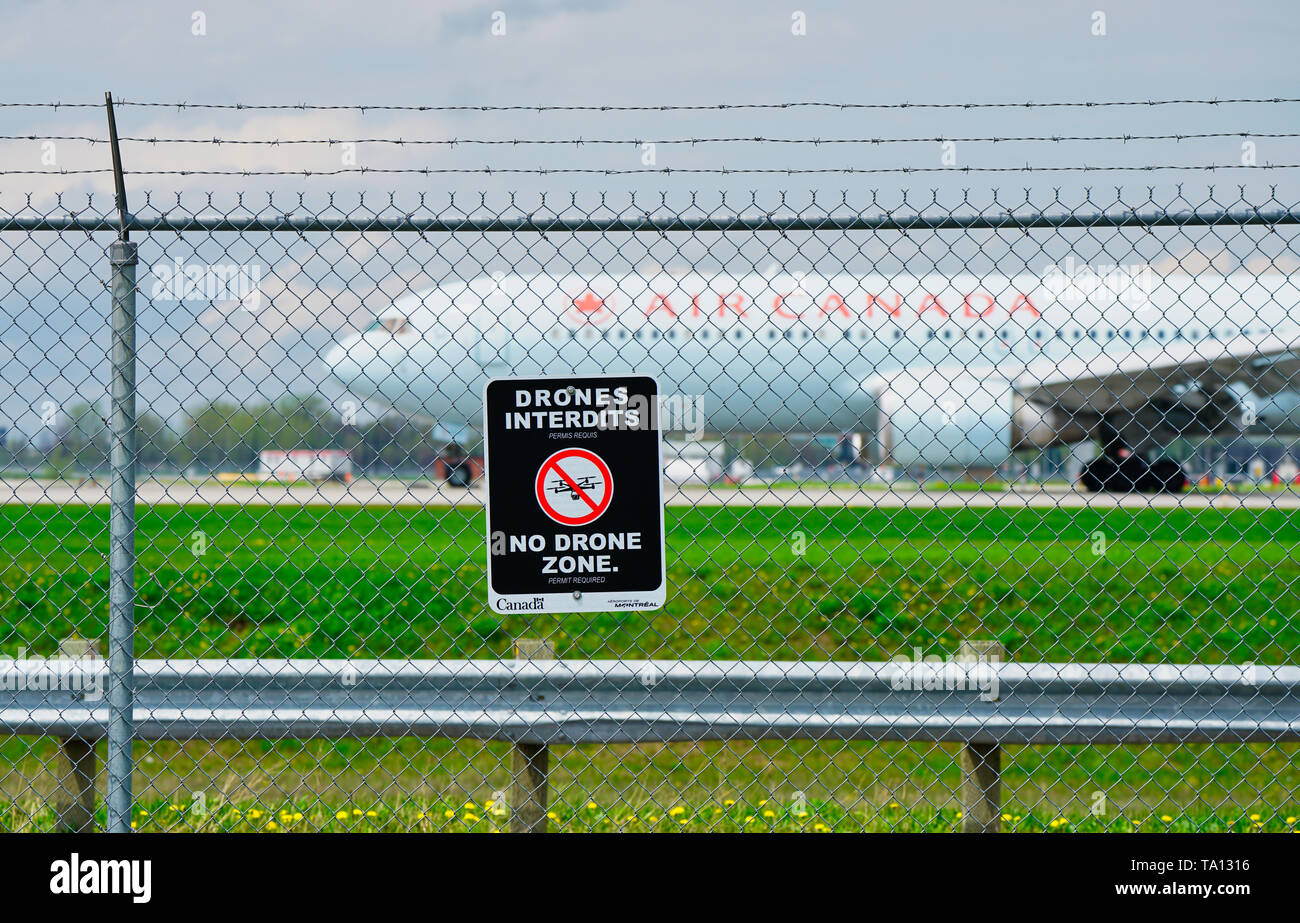 Montreal, Canadá, 20 de mayo de 2019 aviones teledirigidos sin firmar en el Aeropuerto Trudeau de Montreal, Quebec, Canada.Crédito:Mario Beauregard/Alamy Live News Foto de stock