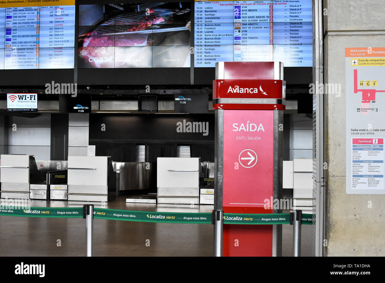 Guarulhos, Brasil. 21 de mayo, 2019. Salida posible de Avianca en el  mercado puede subir los precios de los billetes de avión. En la foto de  Guiche de Avianca en la Terminal