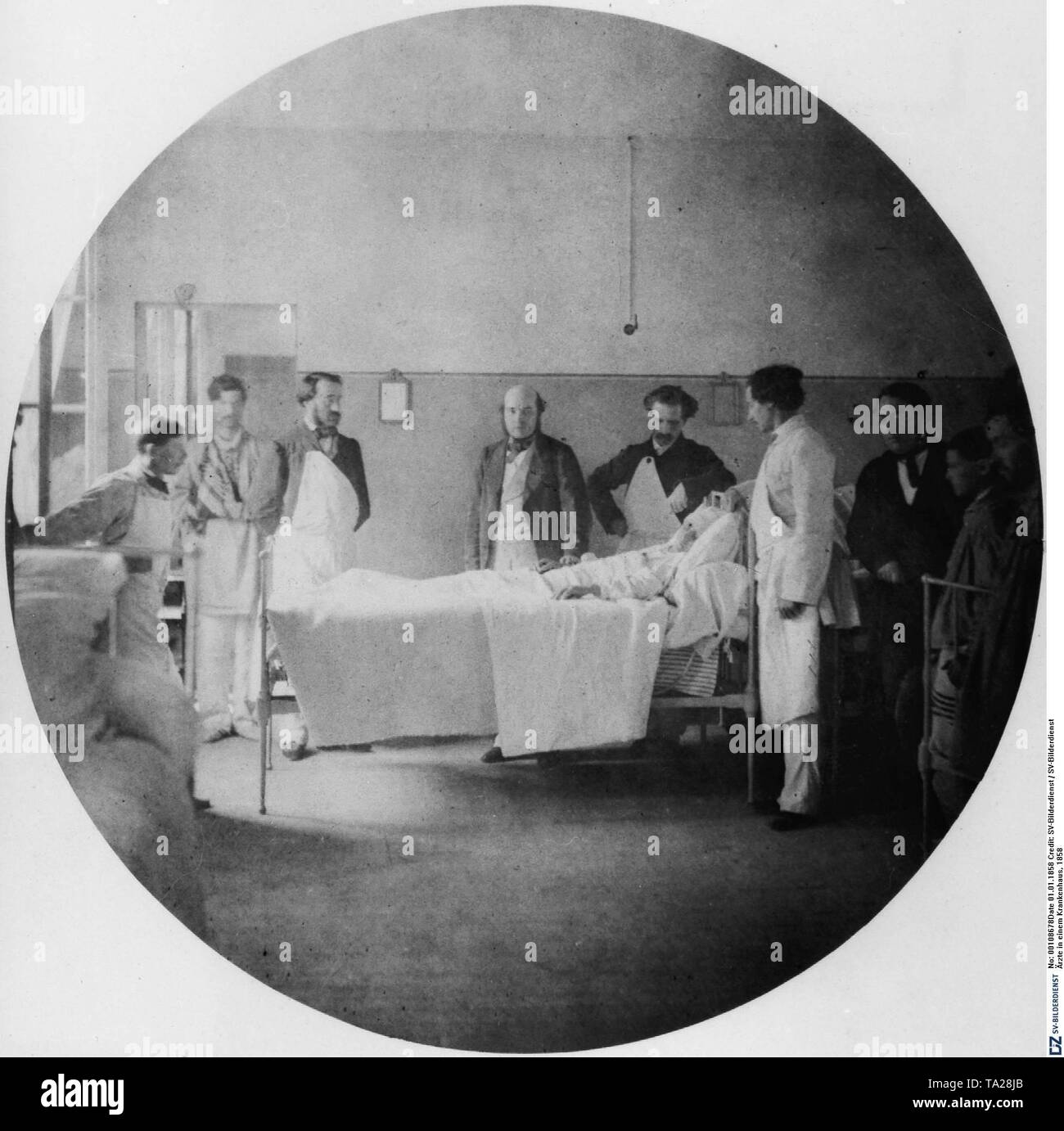 Imperial Vincennes asilo: la visita al médico por Charles Negre, 1859 Foto de stock