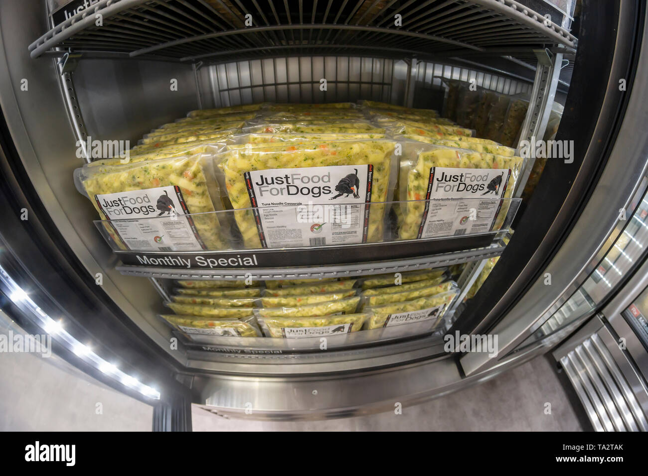 Alimentos para perros JustFoodForDogs congelado a su perrococina en el