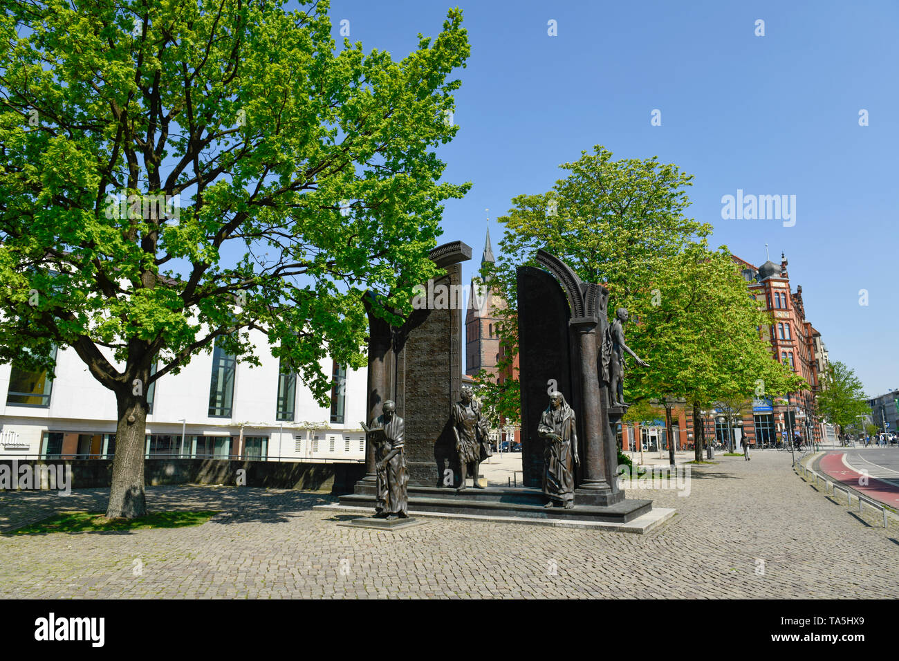 Platz Der Goettinger Sieben Fotos e Imágenes de stock Alamy Platz Der Goettinger Sieben Fotos e Imágenes de stock Alamy
