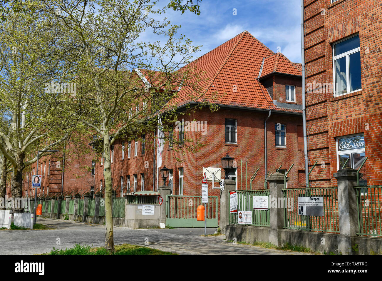 Ex Knobelsdorf-Kaserne, Knobelsdorf-Strasse, Spandau, Berlín, Alemania, Frühere Schmidt-Knobelsdorf-Kaserne, Schmidt-Knobelsdorf-Straße, Deutschlan Foto de stock