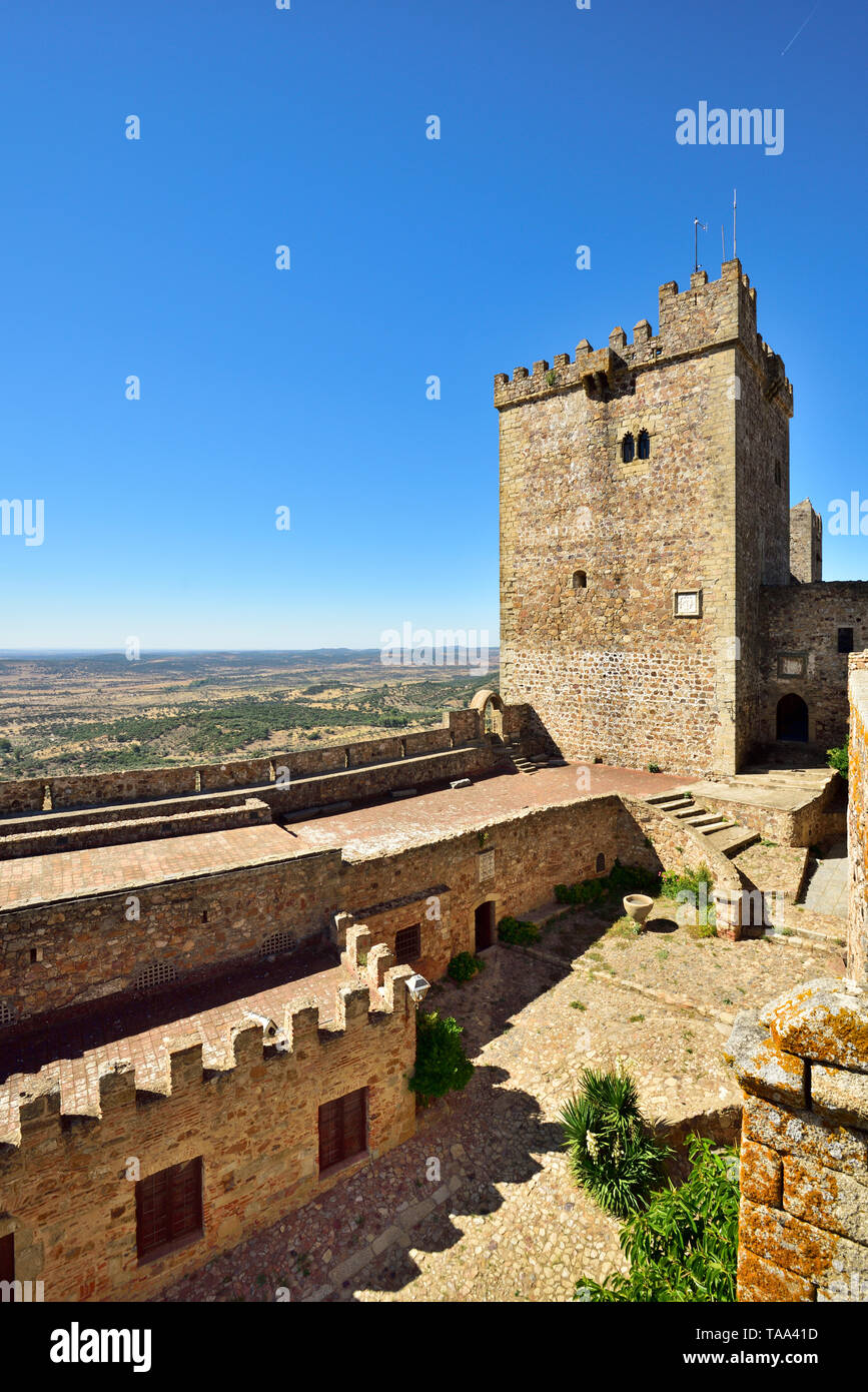 Castillo de luna alburquerque fotografías e imágenes de alta resolución