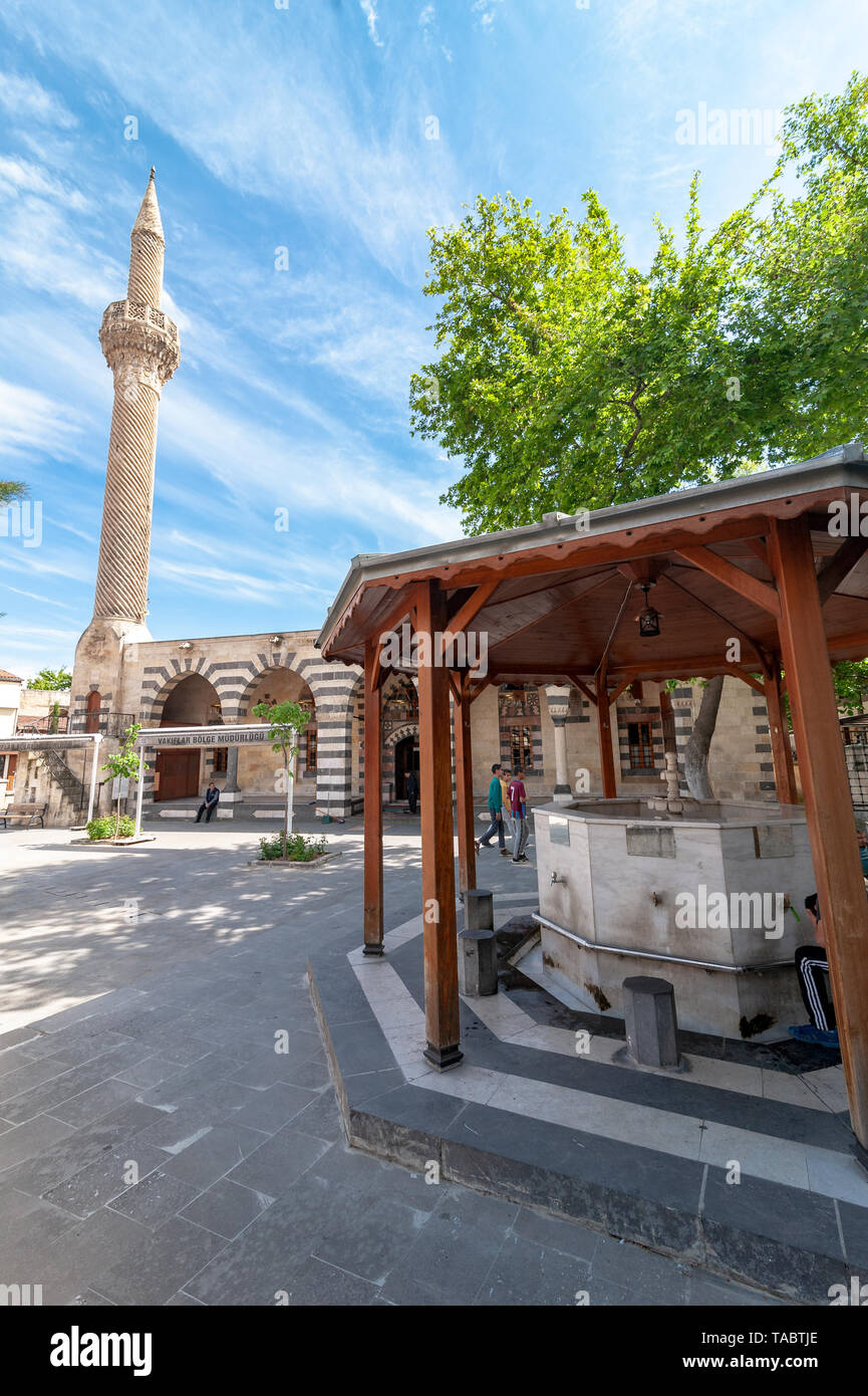 Histórico mosquei Karatarla n la ciudad de Gaziantep.Provincia de Gaziantep, en la parte occidental de la región de Anatolia del sudeste de Turquía. Foto de stock