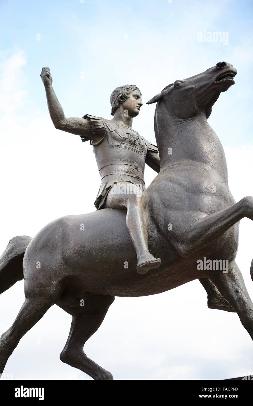 Estatua de alexander y bucéfalo fotografías e imágenes de alta resolución Alamy