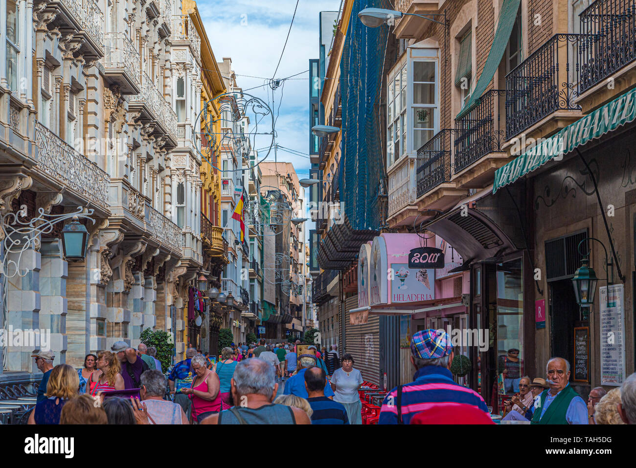 CARTAGENA, España - 22 de septiembre de 2016: Cartagena es una ciudad situada en la Región de Murcia, por la costa del Mediterráneo, en el sureste de España, y es Foto de stock