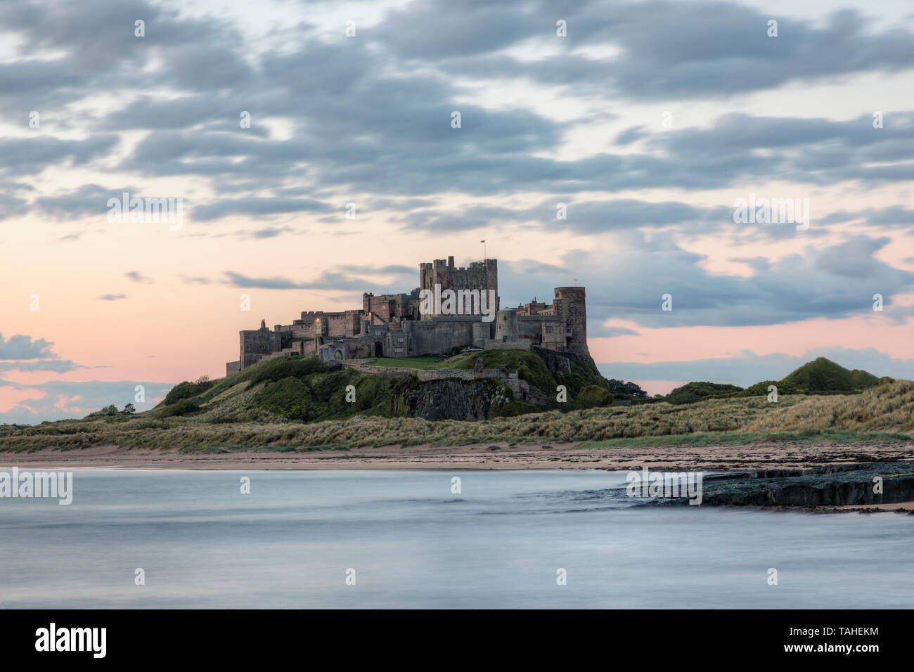 Bamburgh Castle, Northumberland, Inglaterra, Reino Unido, Europa Foto de stock