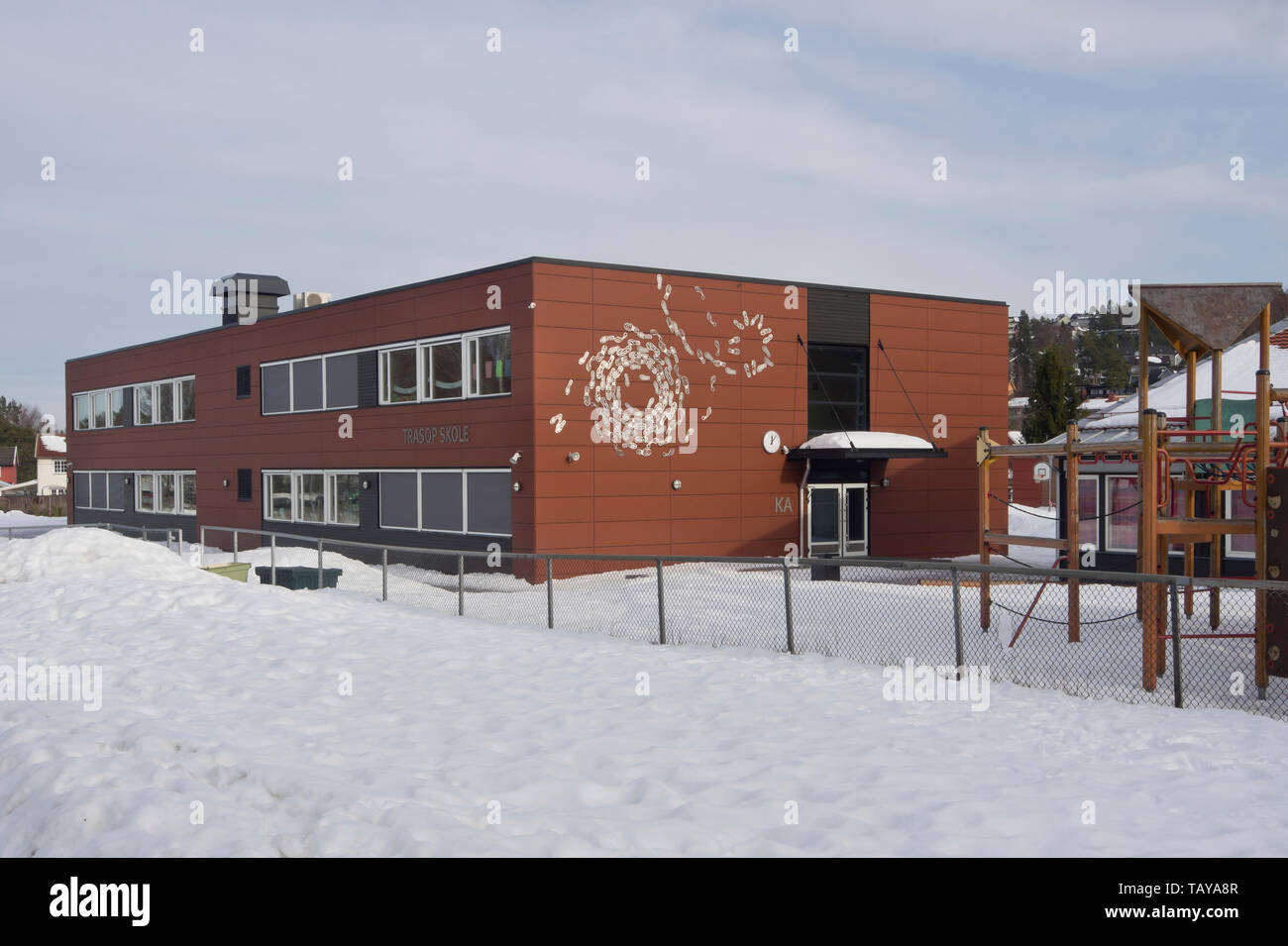 Trasop Elementary School Un Suburbio De Oslo Noruega Con Un
