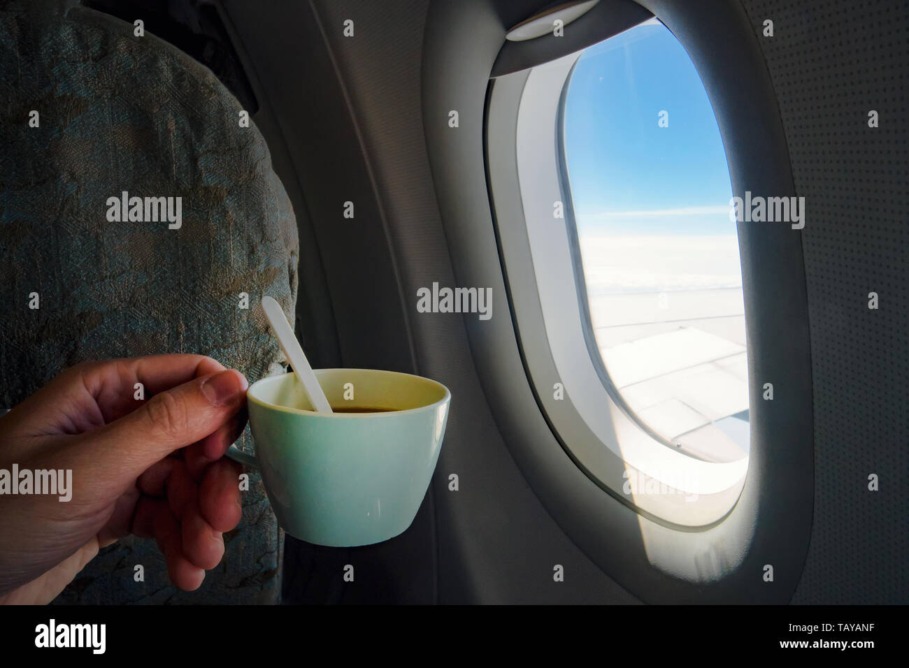 Bandeja de asiento de avión fotografías e imágenes de alta resolución -  Página 3 - Alamy