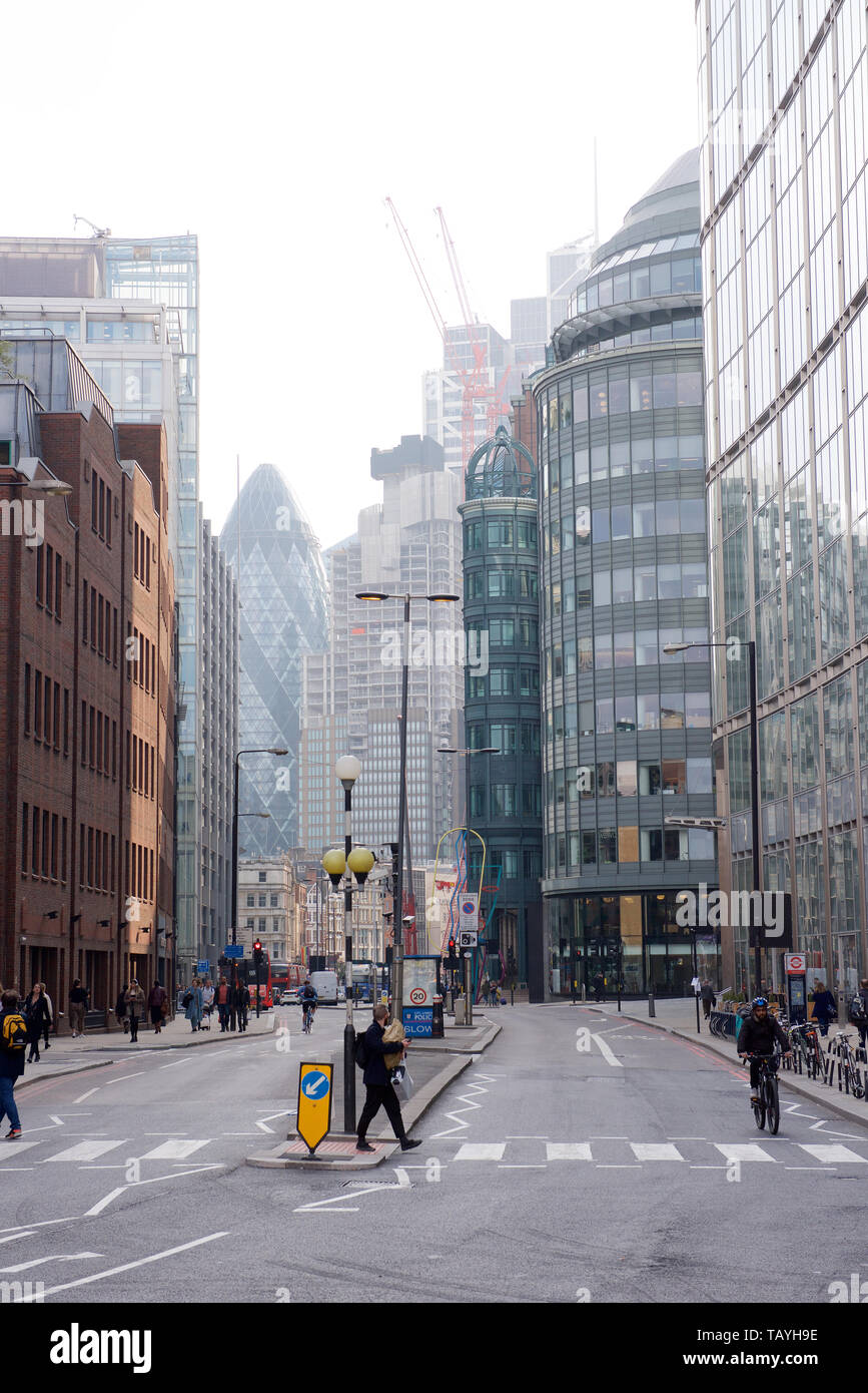 Bloques de oficinas y edificios de Bishopsgate en Spitalfields, Londres, Inglaterra Foto de stock